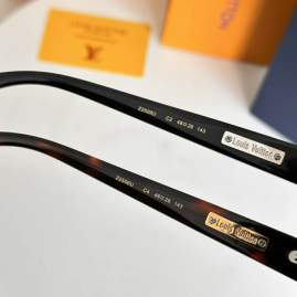 Picture of Louis Vuitton Sunglasses _SKUfw76722111fw